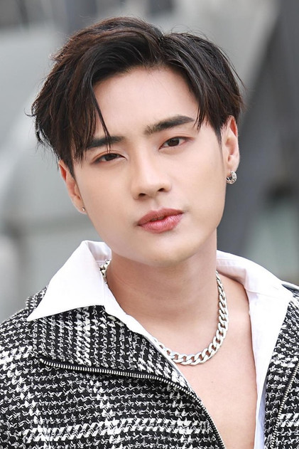 Bew Sitthikarn Akkarapolawat