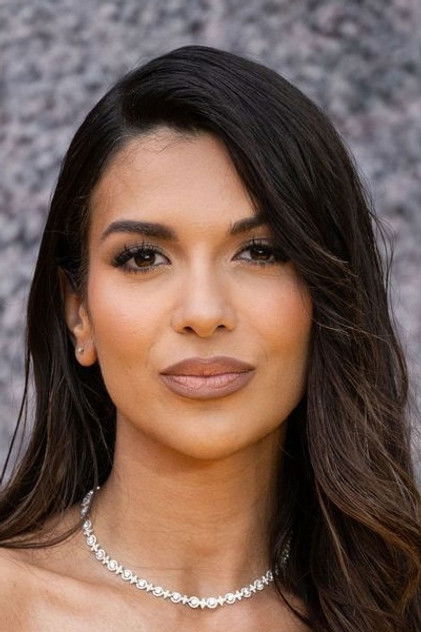 Ekin-Su Cülcüloğlu