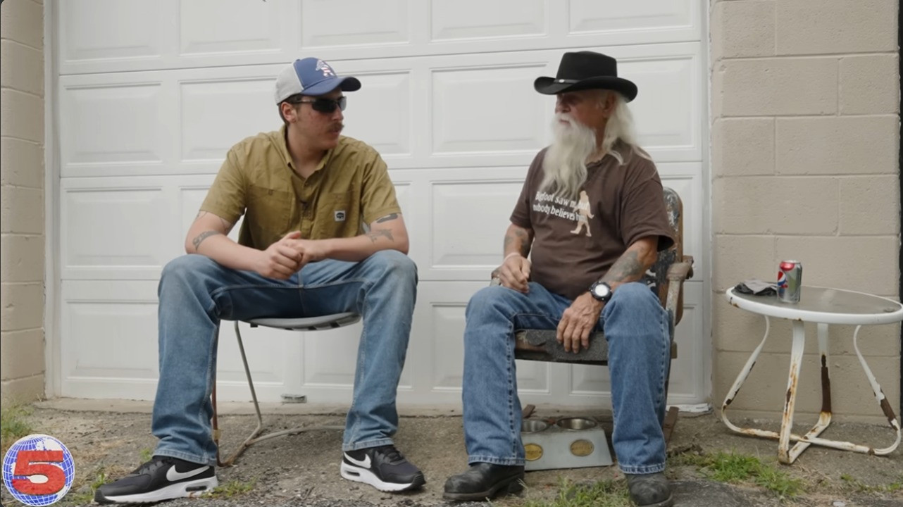 The Man Who Lives with Bigfoot