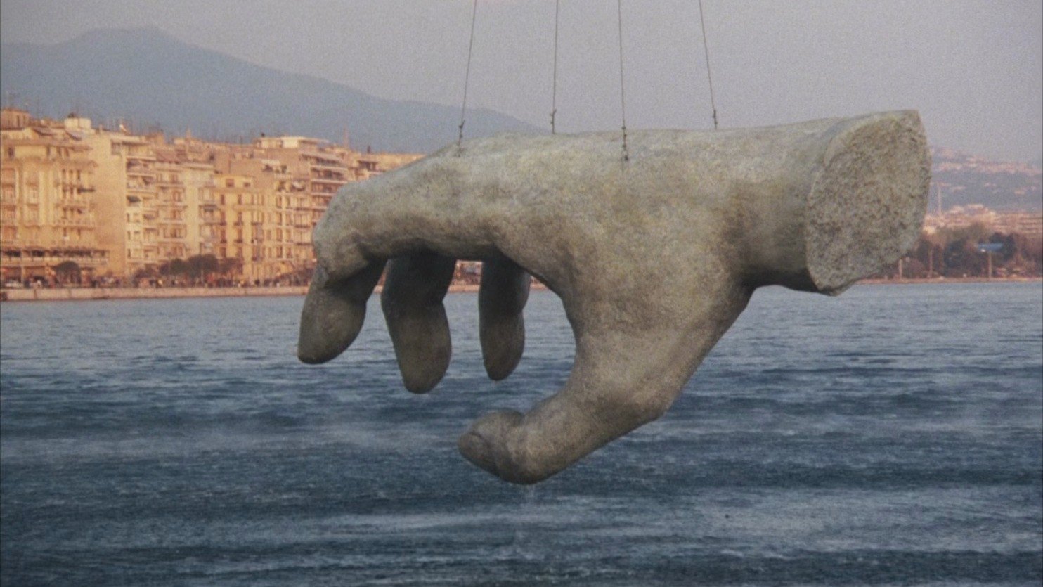 I have yesterday's hands, I'm missing tomorrow's