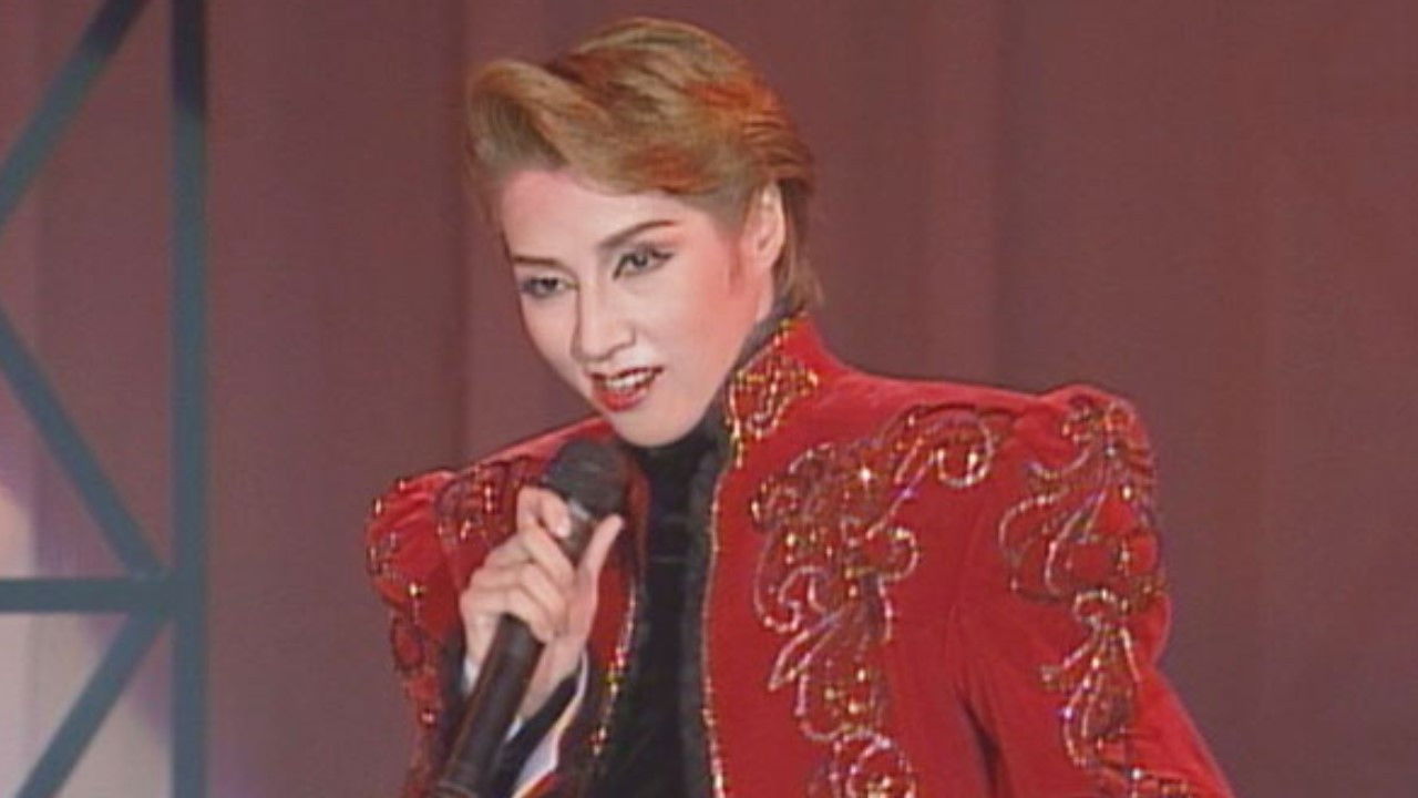 Aika Mire Dinner Show - LA GARE