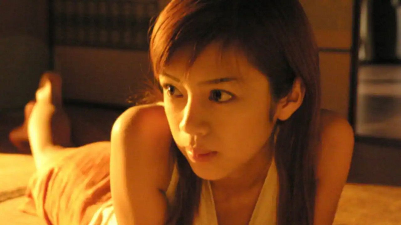 Cream Lemon: Ami at the Poolside