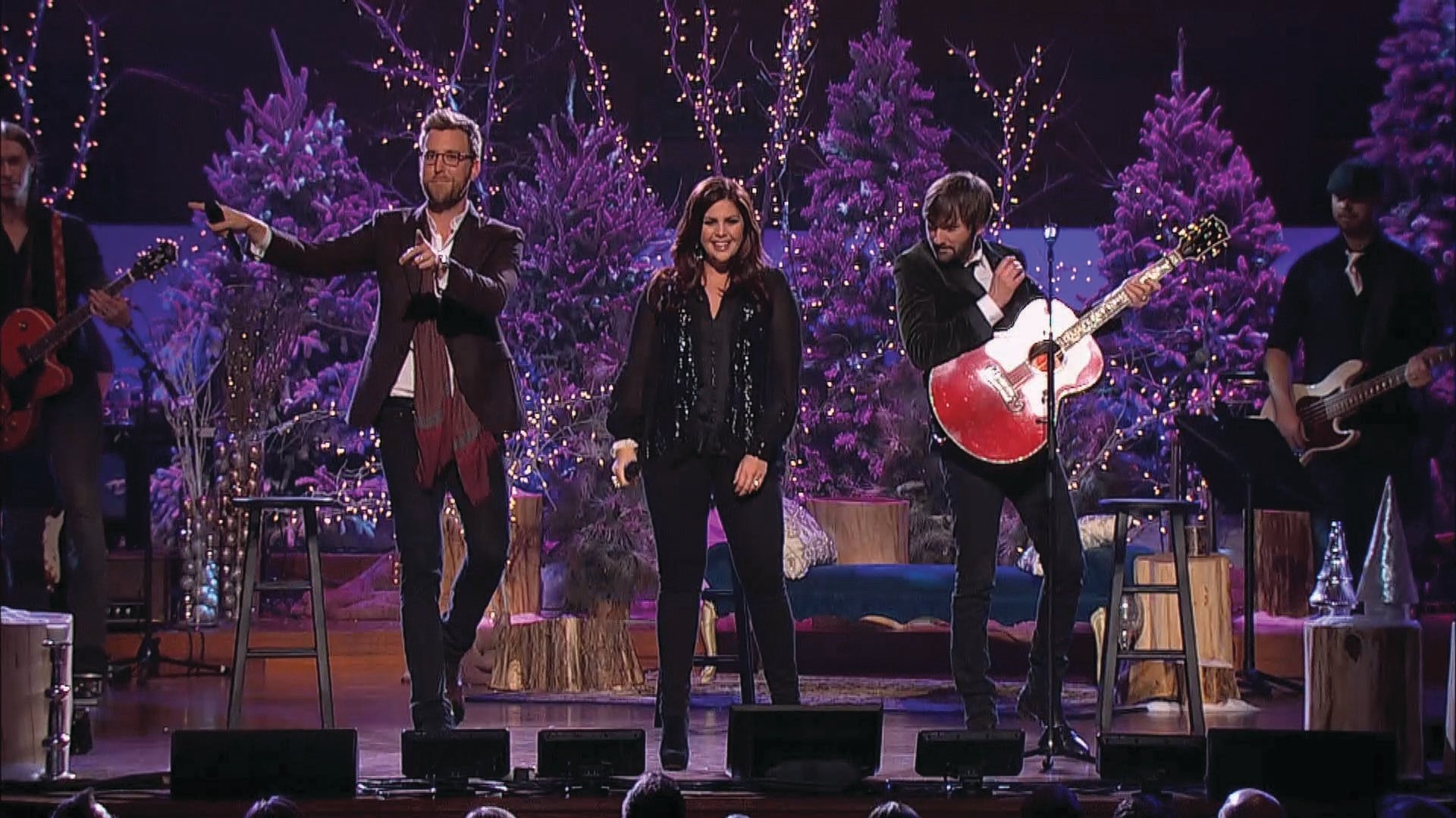 Lady Antebellum Live - On This Winter's Night
