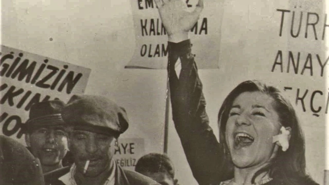 Karanlıkta Uyananlar