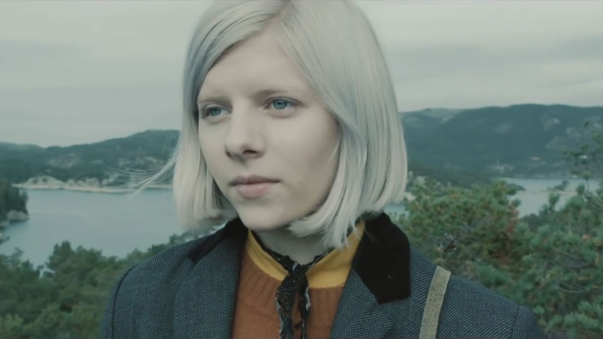 AURORA: Into The Light