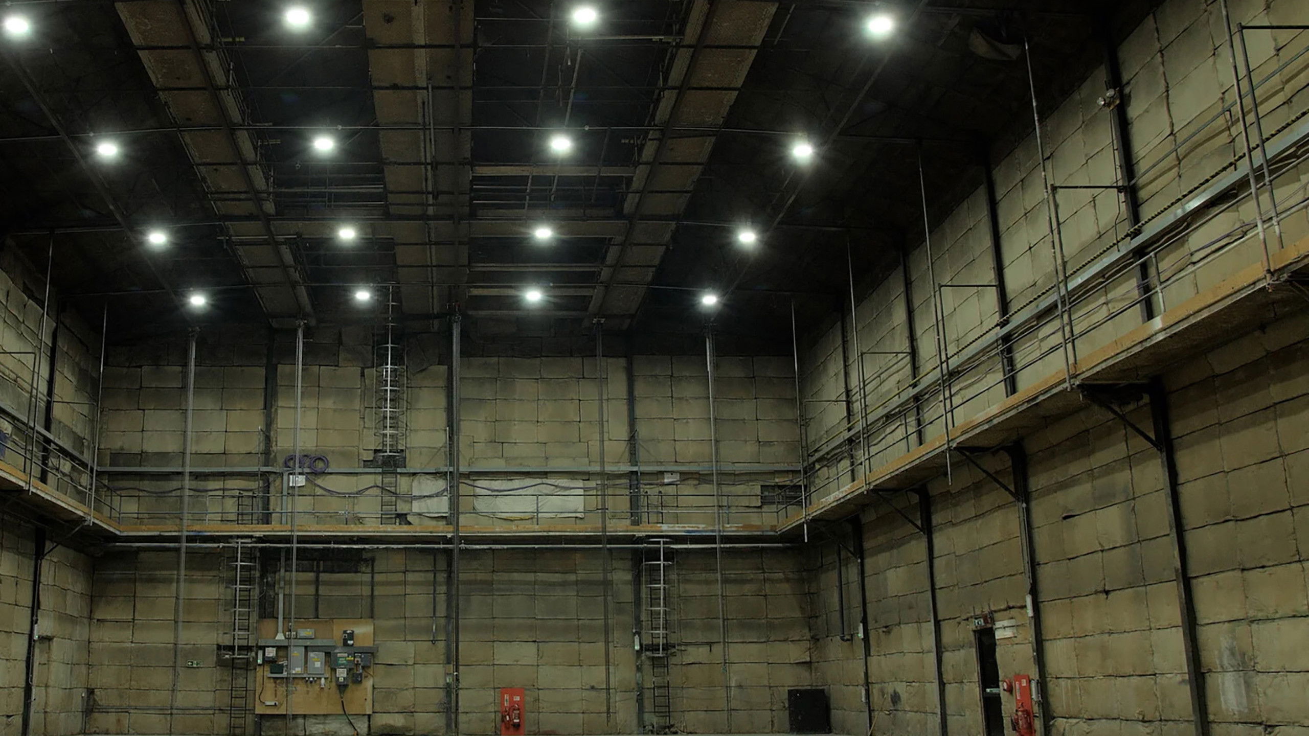 Quiet on Set: The Class Division in the Film Industry?