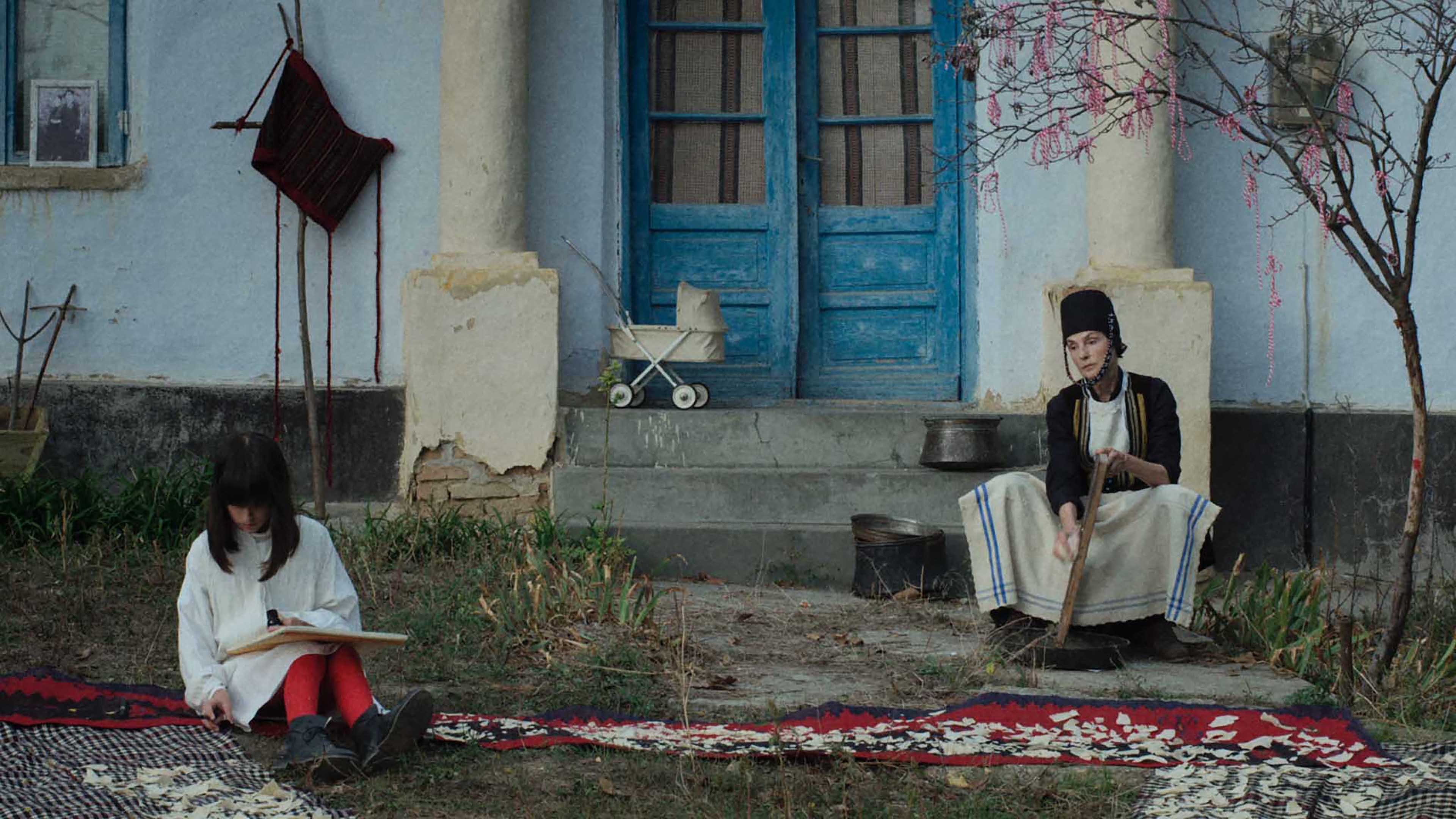 Maia – Portrait with Hands