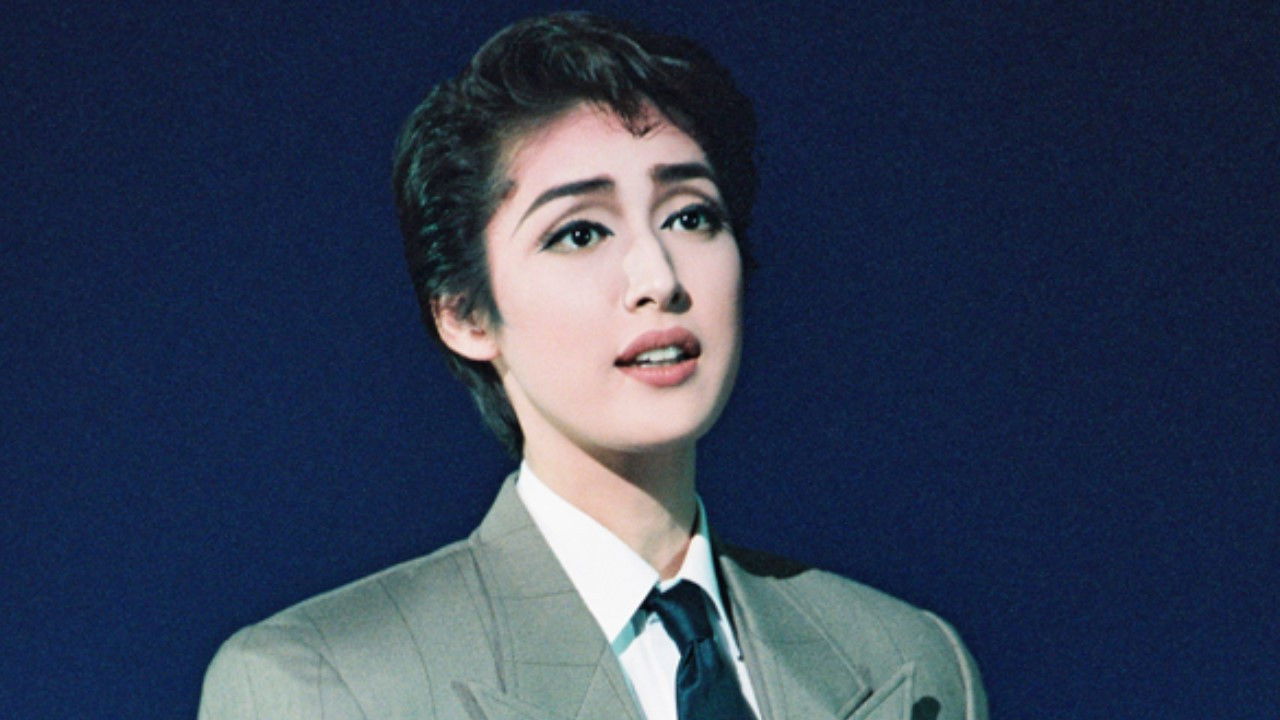 Le Mistral -The Man Who Disappeared in the Mirror-