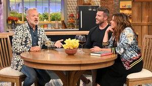 Jesse Palmer is Rachael's co-host today for a show full of favorites