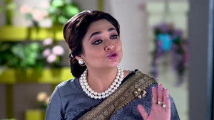 Sona, Rupa at Deepa's Place