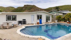 '80s Pool House Nightmare