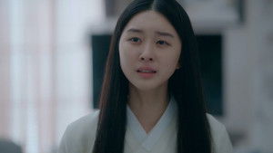 Eon Appears in Front of So-jeo