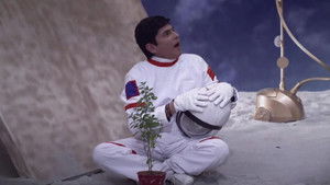 Vibhuti Gets Stuck On The Moon