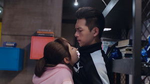 Tong Nian Gets Drunk