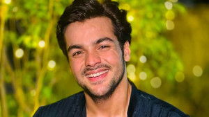 Ashish chanchlani funny 🤣 perfume ad