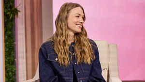 Yvonne Strahovski, Jon B