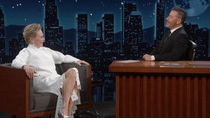 Jean Smart, Melanie Lynskey, Musical Guest Lola Young