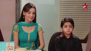 Sheetal Enters Arnav's Office
