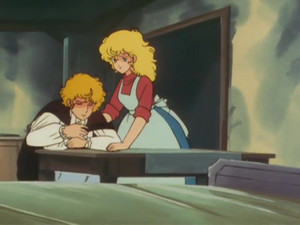 Georgie Sells Her Precious Bracelet