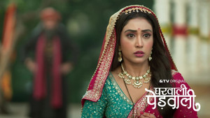 Jeetu Hands Latika Over to Triloki Baba