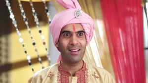 Vinod Escapes From The Marriage