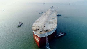 Secrets of the Supertanker (Supertanker Europe)