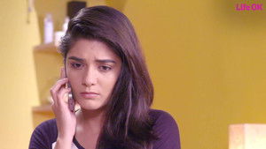 Roshni Leaves For London