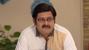 Manmohan is Shocked By Anita's Attire