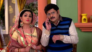 Angoori Slaps Vibhuti