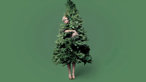 Kristen Wiig with Dua Lipa