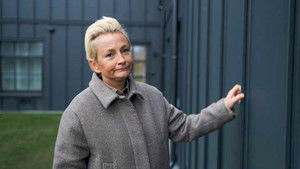 The Sugar Factory’s Sad Neighbor