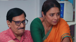 Anupama Reunites Old Bonds