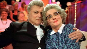 Mrs. Merton in Las Vegas (1)