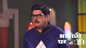 Saxena Tries to Get Himself Robbed