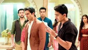 Amresh Leaves The House!