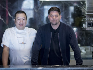 Tim Mälzer vs. The Duc Ngo