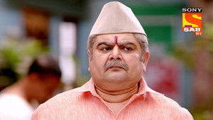 Amol Drives Everyone Crazy