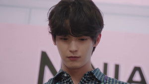 Lunchtime blind date!?