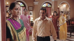 Praveen Leaves The House