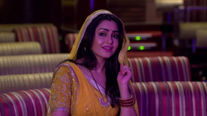 Vibhuti Uses Gulfam to Keep Tiwari Away From Angoori