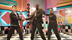 Super Massive Mega Star (2)