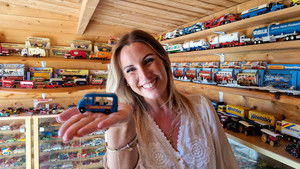 A Secret Stash Helps a Family in Need