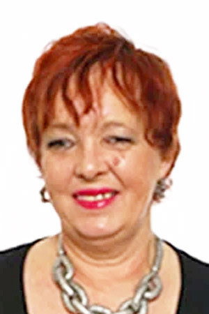 Stephanie English