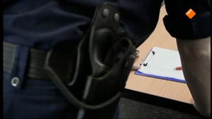 Omkopen en uitzetten