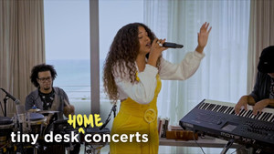 YEИDRY: Tiny Desk (Home) Concert