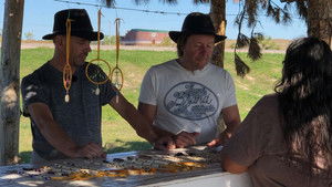 USA - Is there more between heaven and earth?