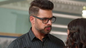 Rajneesh Becomes Furious