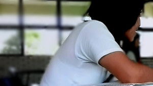 In... Alondrita Combs Her Hair