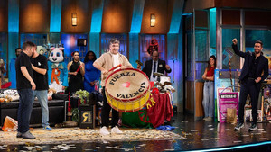 Lara Álvarez and Estopa