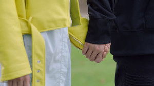 Meeting Tong Nian's Mother